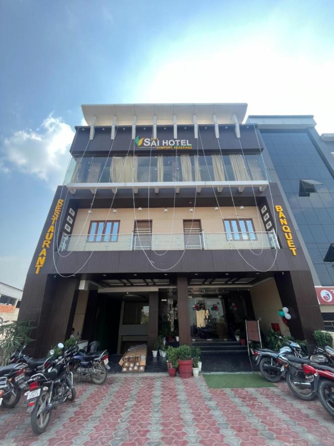 Shri Sai Hotel Azamgarh Bagian luar foto